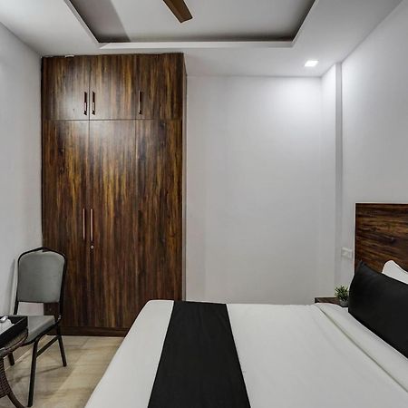 ホテル Townhouse Cloud Bay グルガウン エクステリア 写真